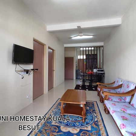 Ayuni Homestay Kuala Besut Terengganu Kültér fotó